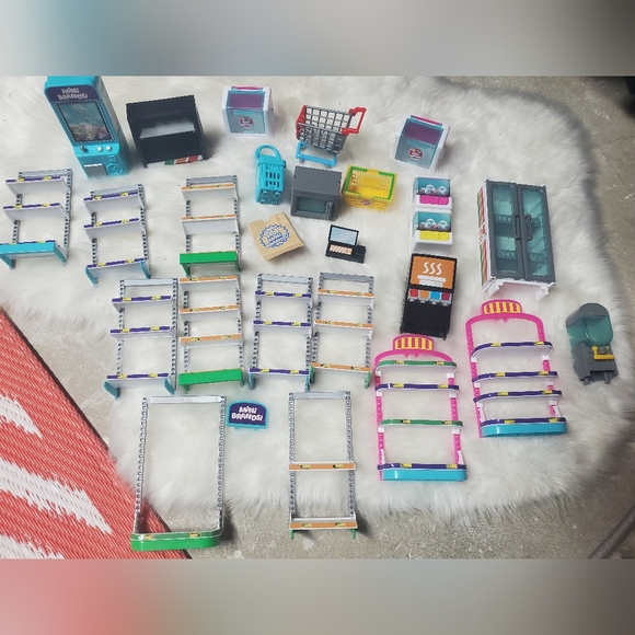 Mini Brands Accessories - Picture 3 of 3